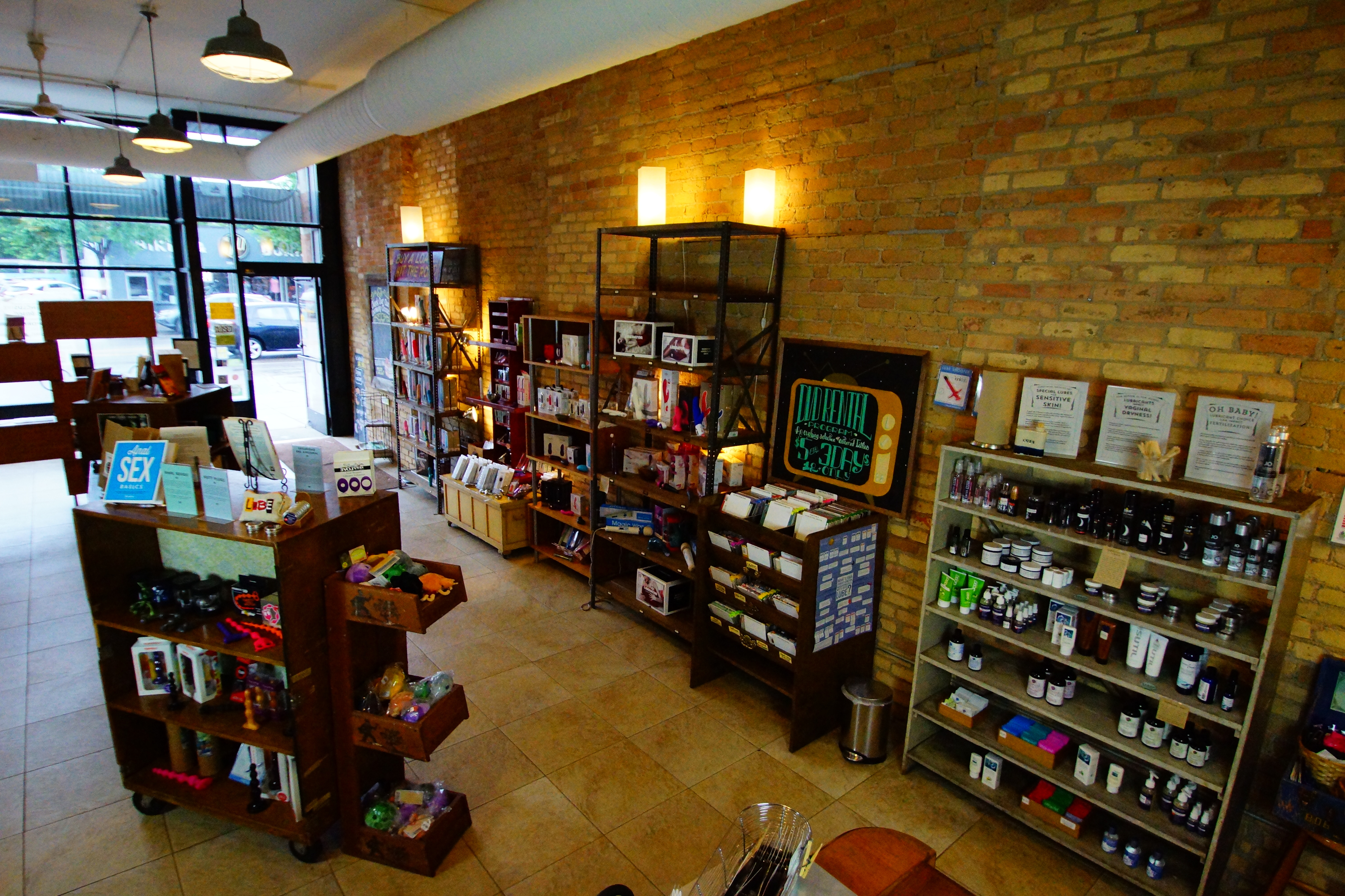Smitten Kitten Minneapolis aerialview (1)